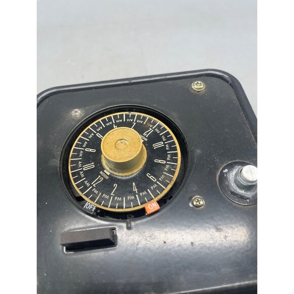 Intermatic malibu Montgomery Ward Transformer Lights Low Voltage Untested READ - Picture 6 of 11